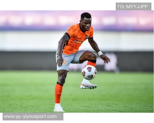 豪泽赞塔图姆全力训练虽未出战却深刻影响全队士气与表现